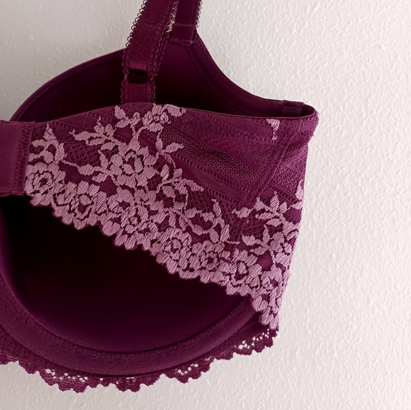 NWOT Wacoal Embrace Lace T-Shirt Bra, size 32DD - Picture 6 of 15
